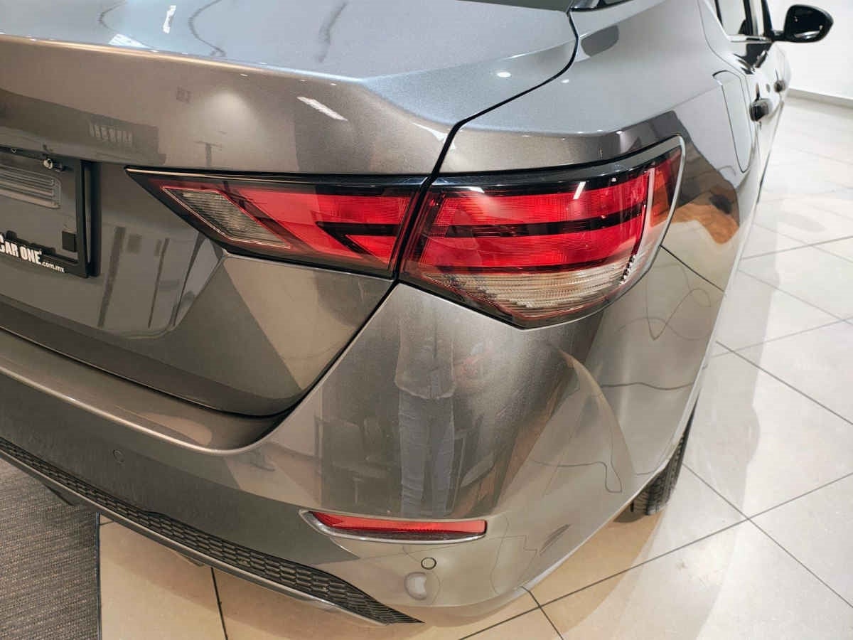 2024 Nissan Sentra 4p Sense L4/2.0 Man