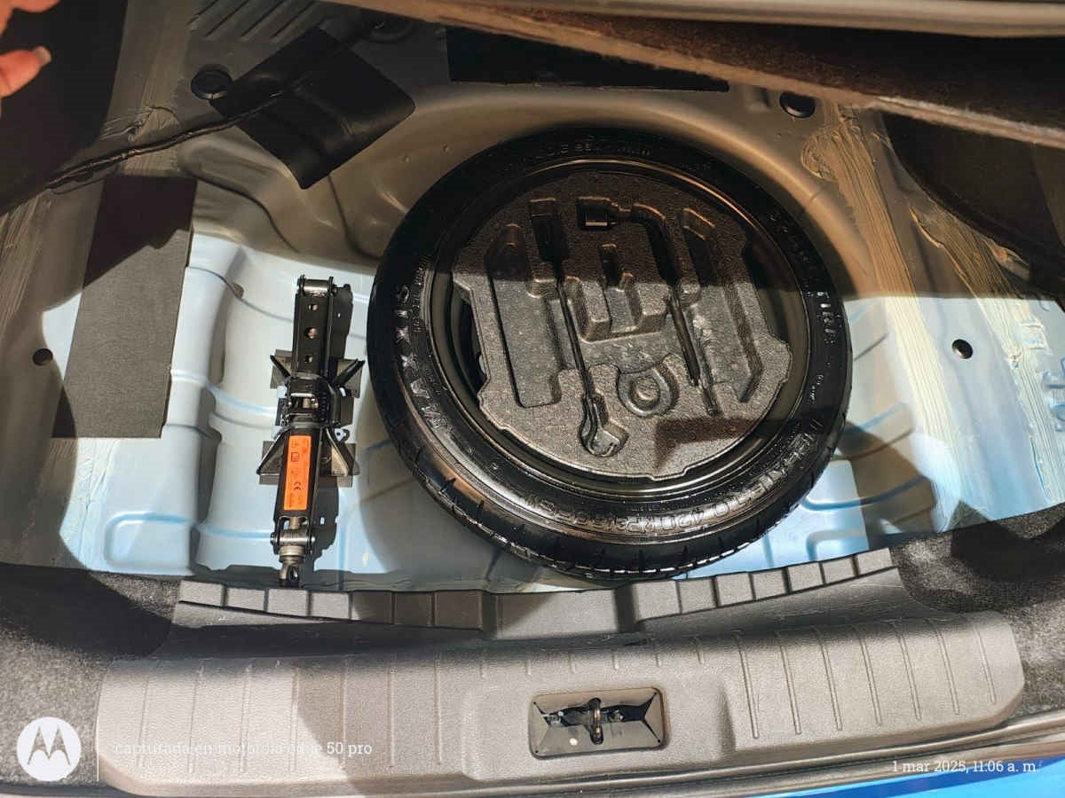 2021 Nissan Sentra 4p Advance L4/2.0 Aut