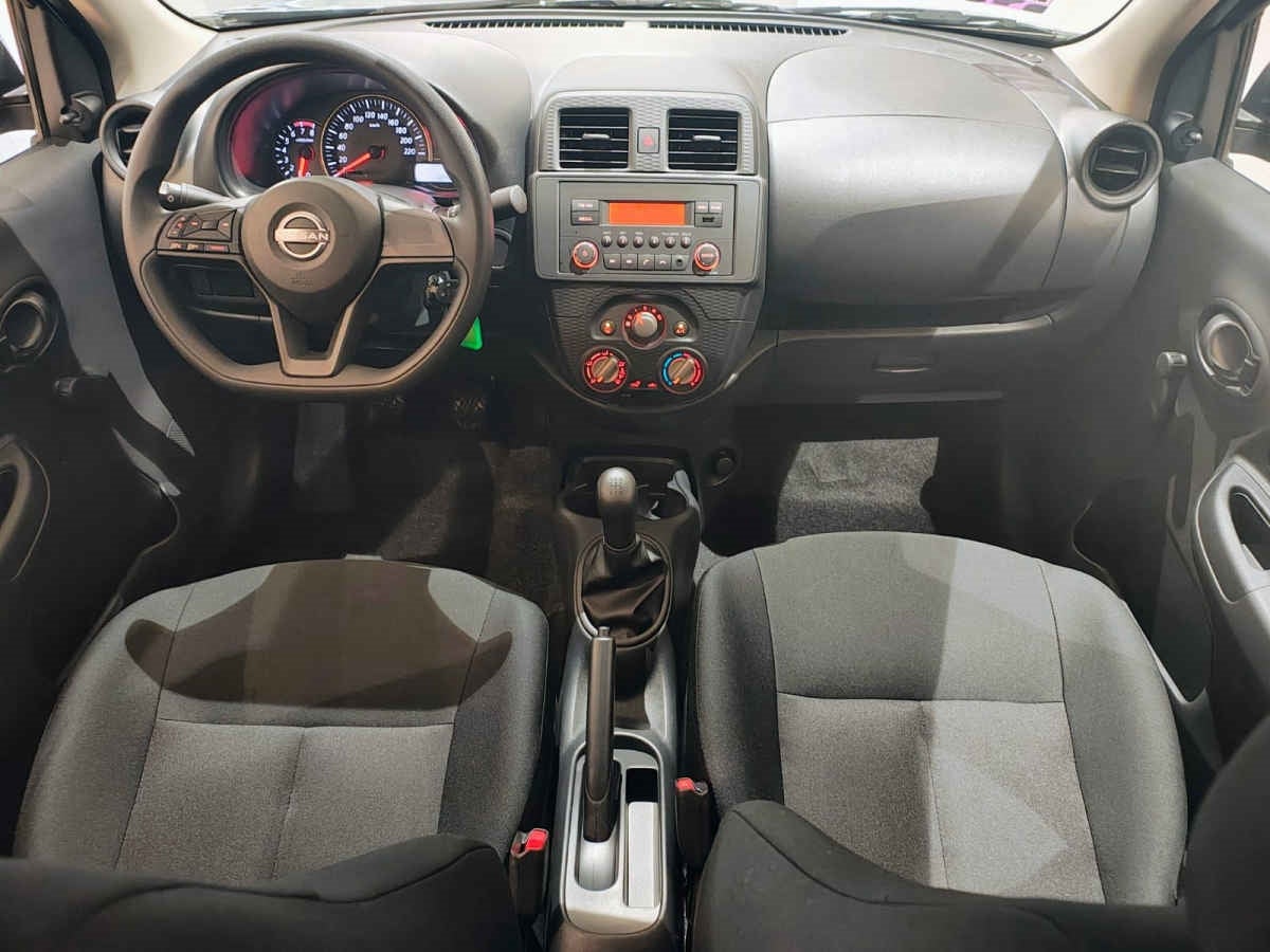 2024 Nissan March 5p Sense L4/1.6 Man