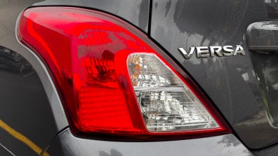 2019 Nissan VERSA 4 PTS ADVANCE TA AAC VE F NIEBLA RA-16
