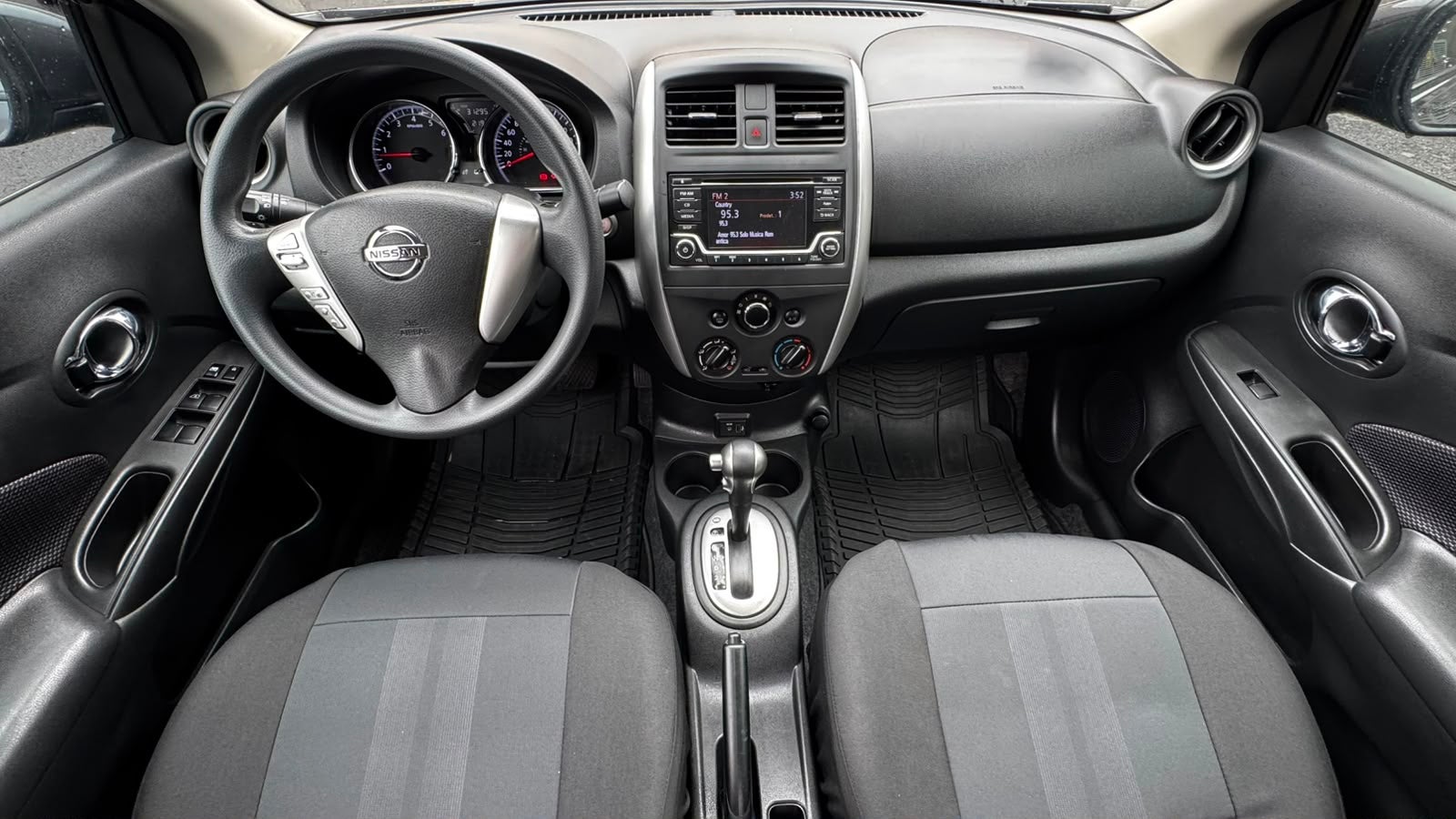 2019 Nissan VERSA 4 PTS ADVANCE TA AAC VE F NIEBLA RA-16