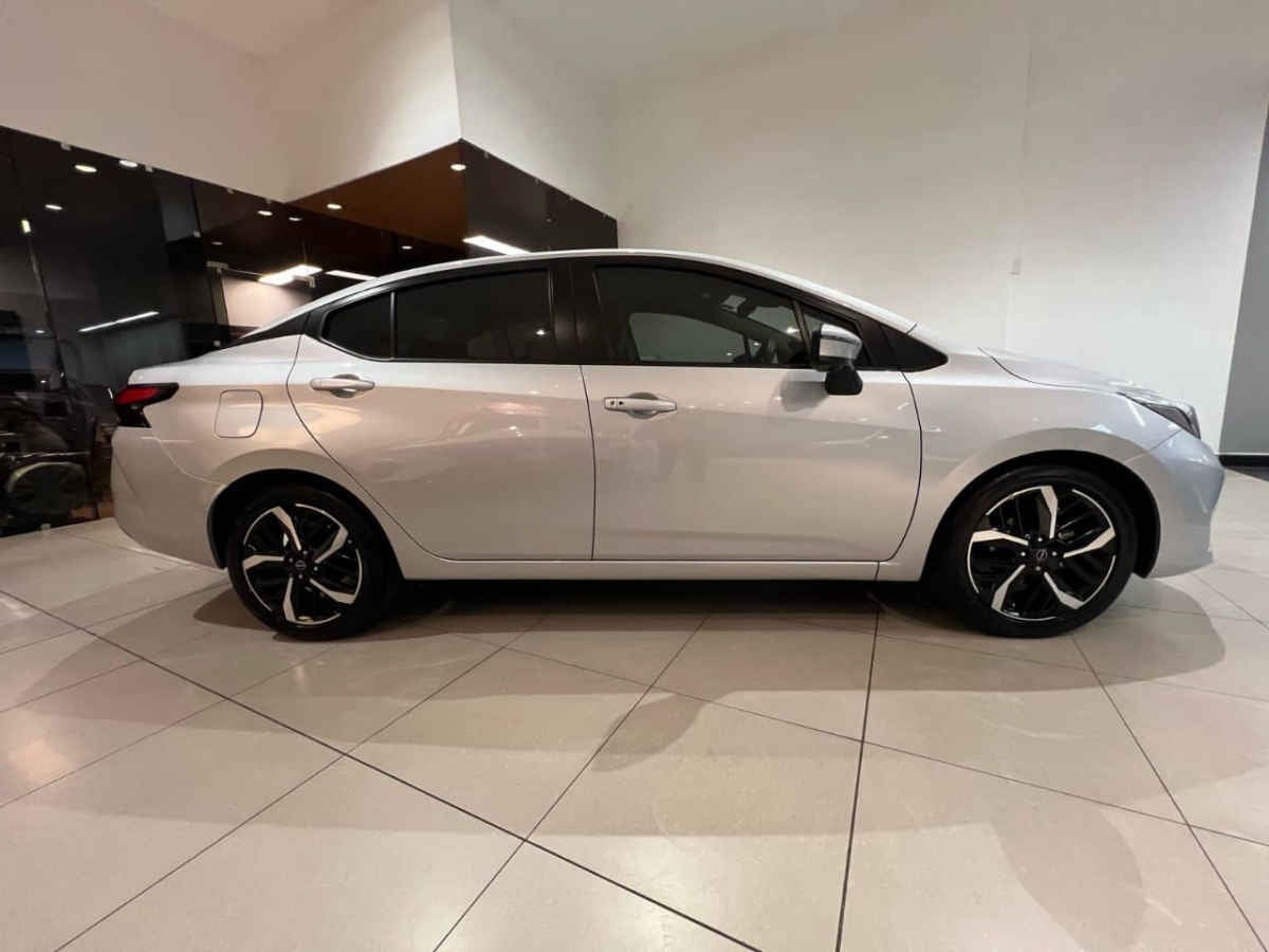 2024 Nissan Versa 4p Exclusive L4/1.6 Aut