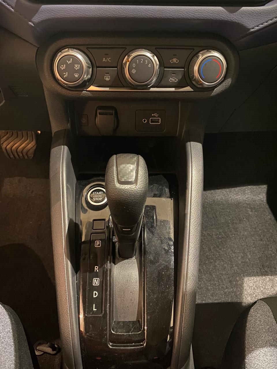 2024 Nissan Versa 4p Advance L4/1.6 Aut