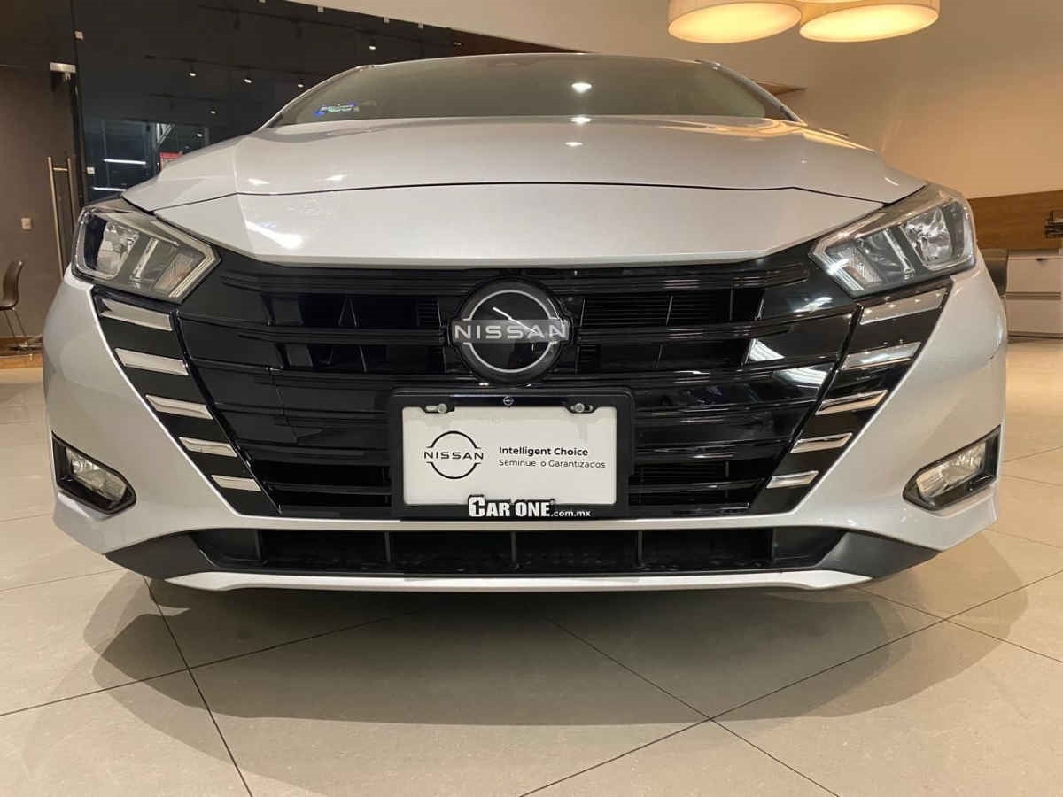 2024 Nissan Versa 4p Advance L4/1.6 Aut