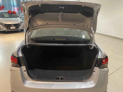 2024 Nissan Versa 4p Advance L4/1.6 Aut