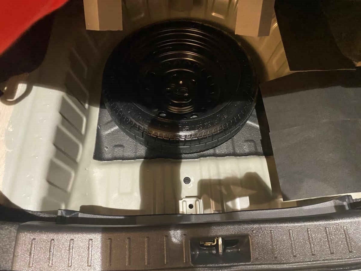 2024 Nissan Versa 4p Advance L4/1.6 Aut