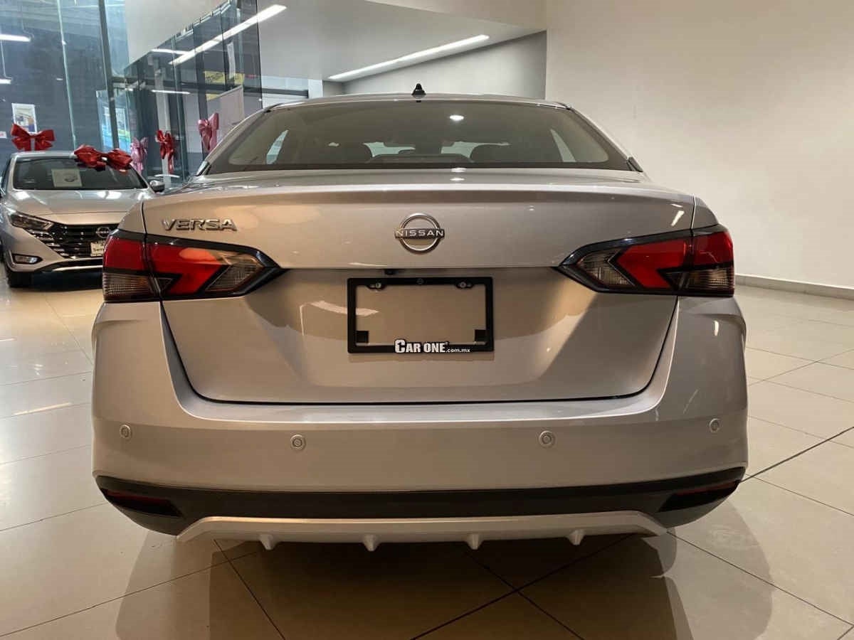 2024 Nissan Versa 4p Advance L4/1.6 Aut