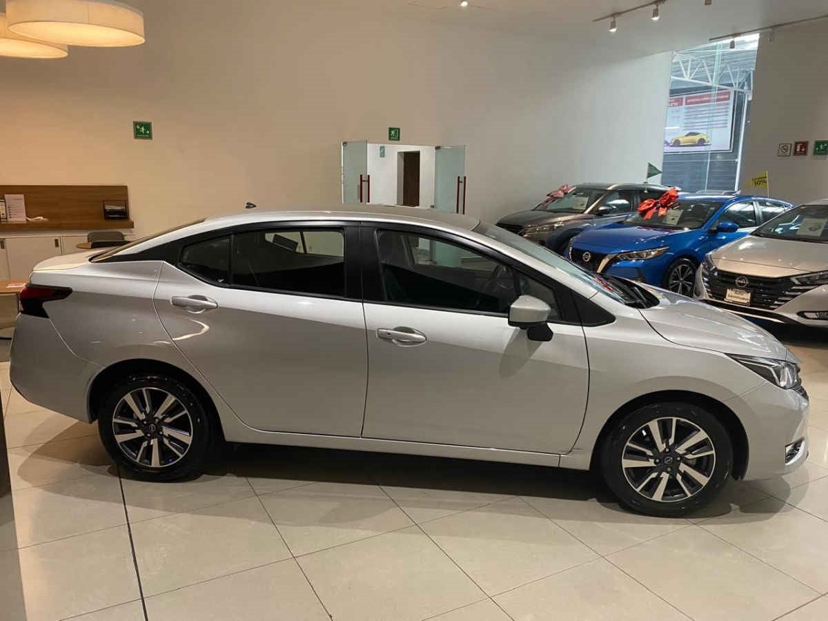 2024 Nissan Versa 4p Advance L4/1.6 Aut