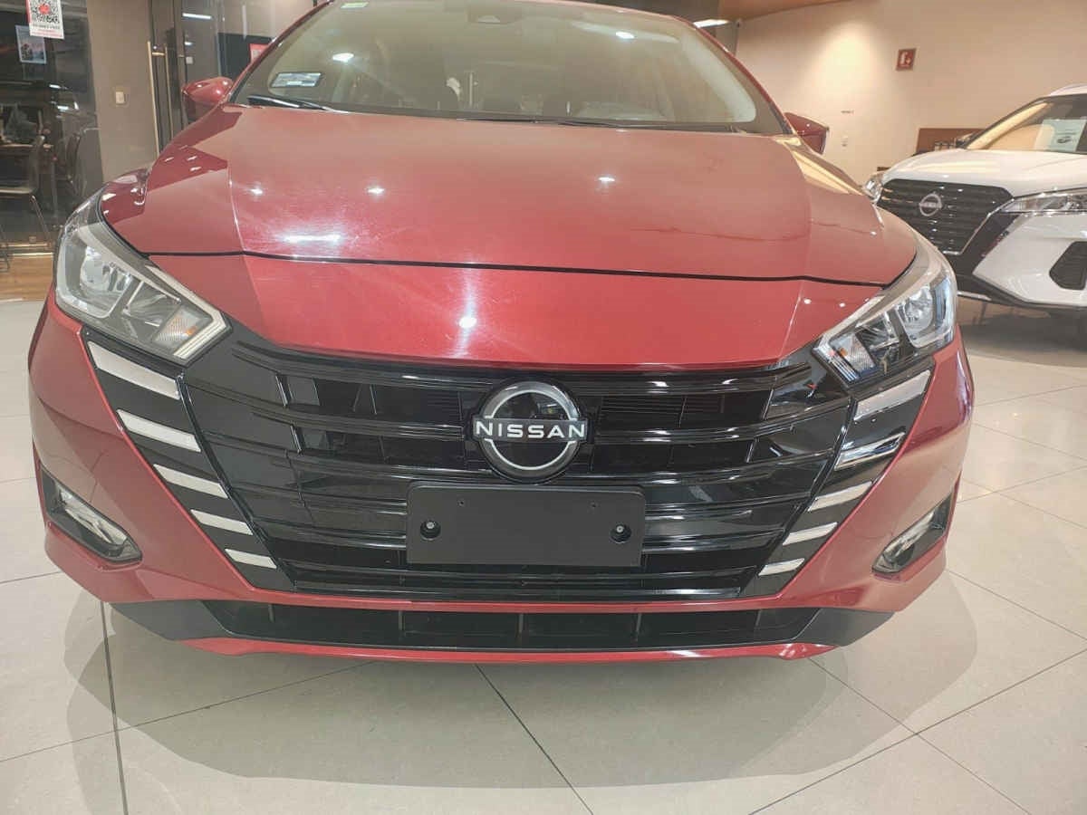 2024 Nissan Versa 4p Advance L4/1.6 Aut