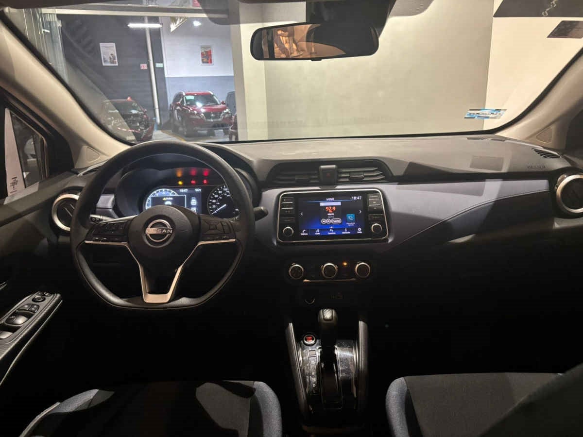 2023 Nissan Versa 4p Advance L4/1.6 Aut