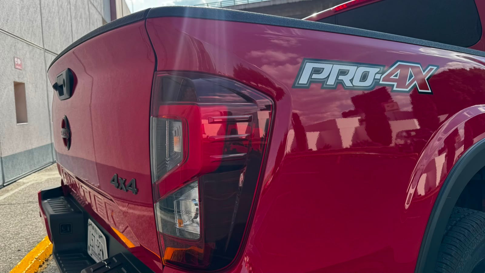 2024 Nissan FRONTIER 4P PRO-4X L42.5 AUT 4X4