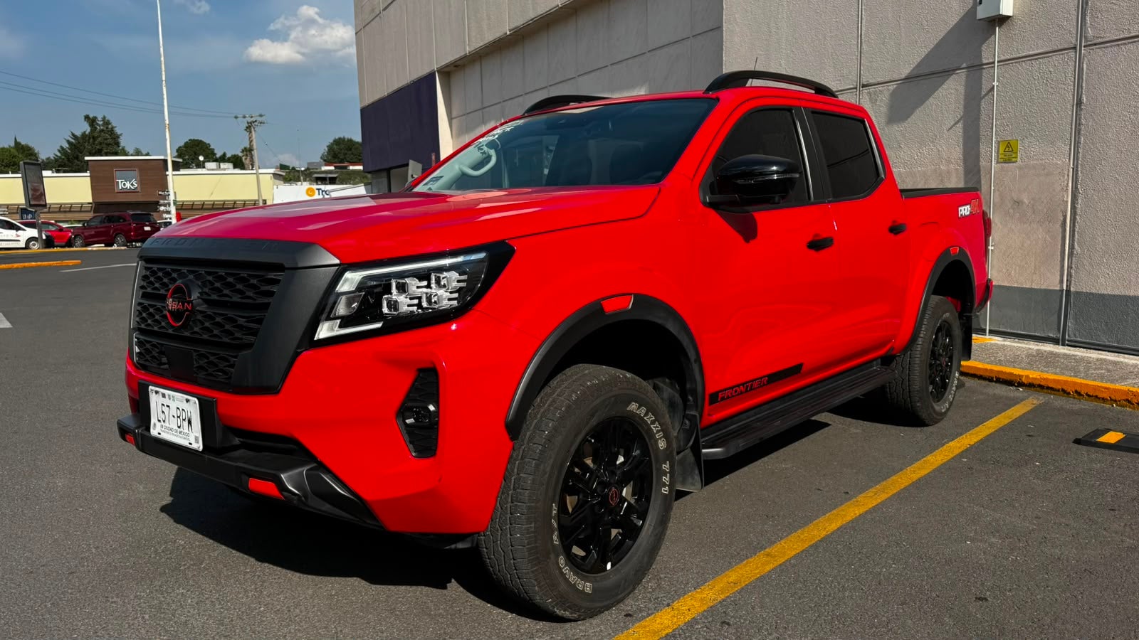 2024 Nissan FRONTIER 4P PRO-4X L42.5 AUT 4X4