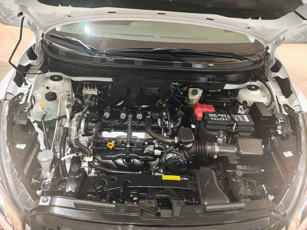 2024 Nissan Kicks 5p Advance L4/1.6 Man