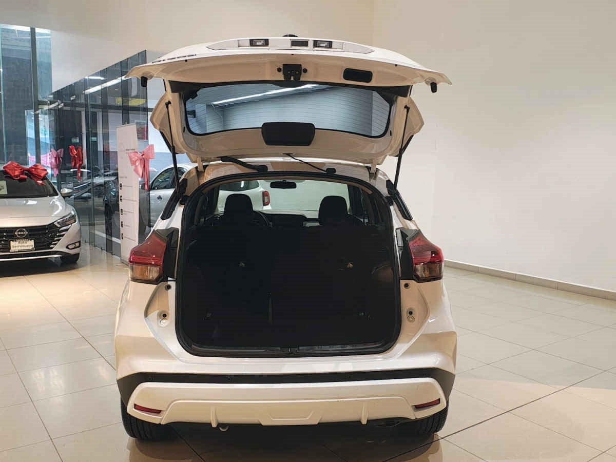 2024 Nissan Kicks 5p Advance L4/1.6 Man