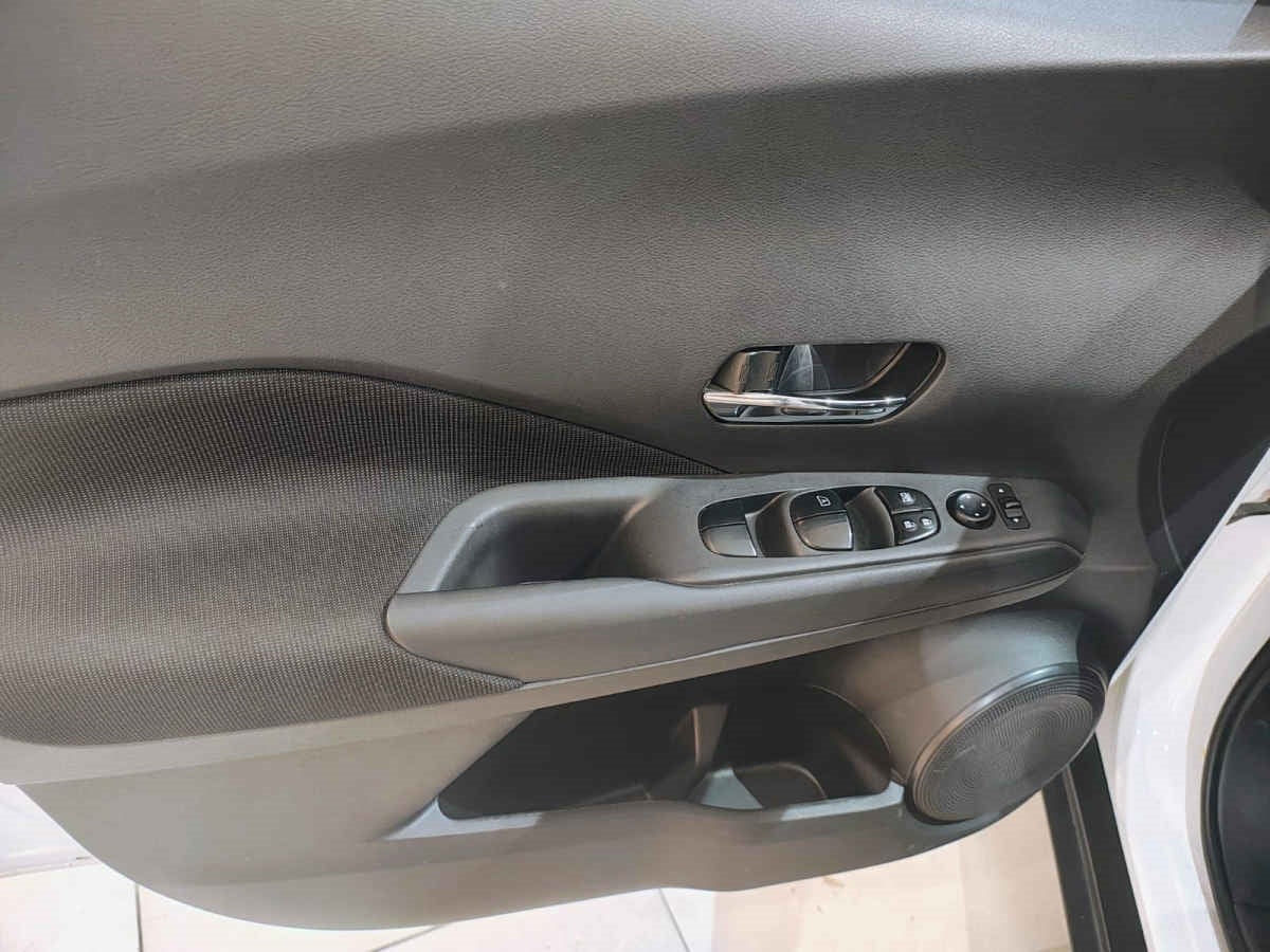 2024 Nissan Kicks 5p Advance L4/1.6 Man