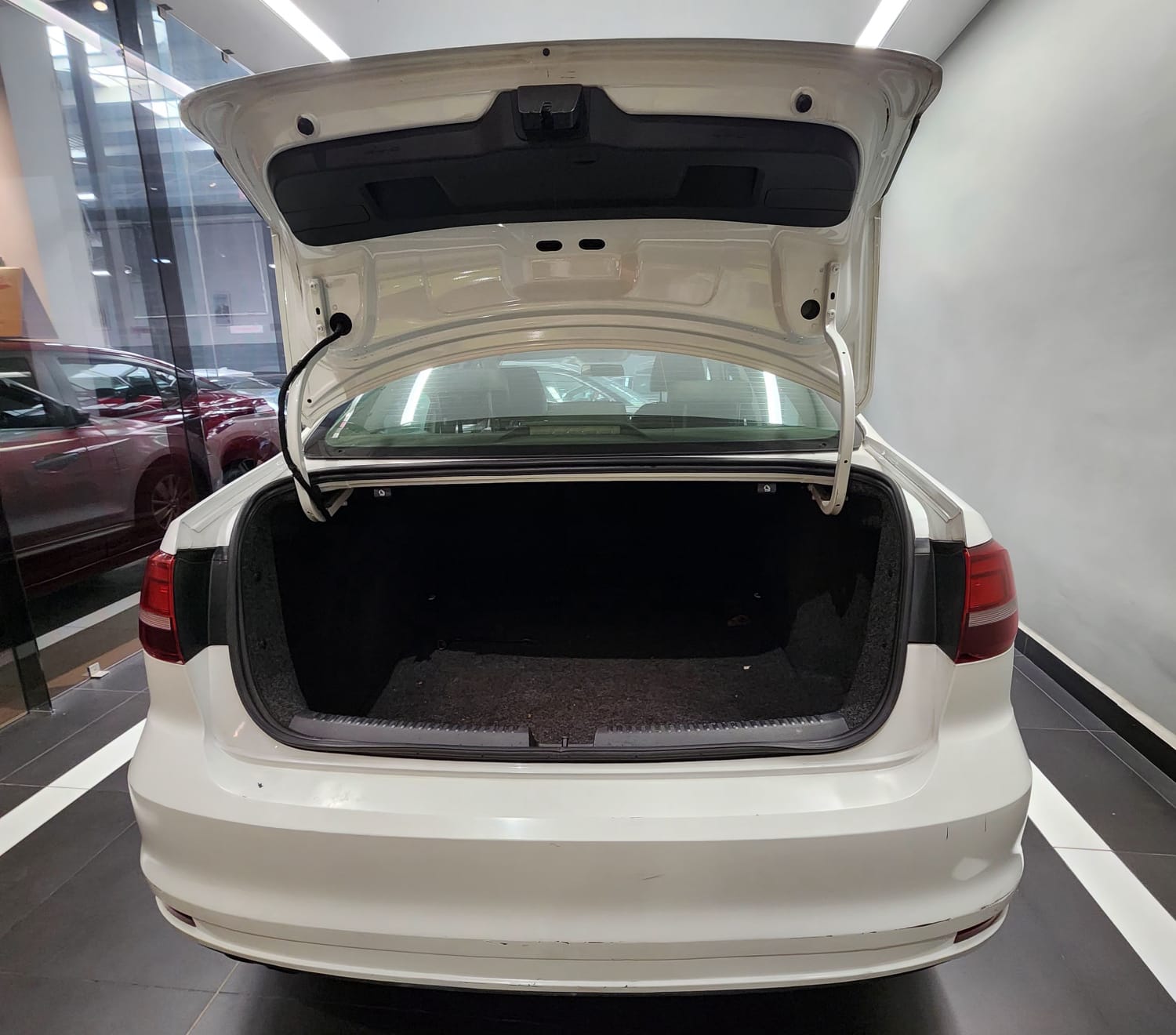 2016 Volkswagen JETTA 4 PTS TDI DSG BL PIEL QC F NIEBLA RA-16