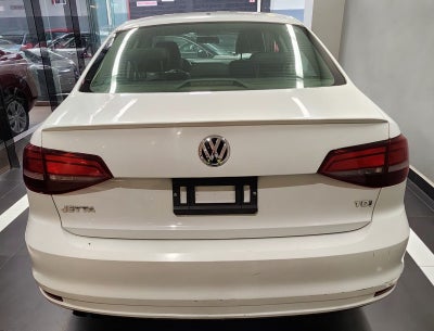 2016 Volkswagen JETTA 4 PTS TDI DSG BL PIEL QC F NIEBLA RA-16