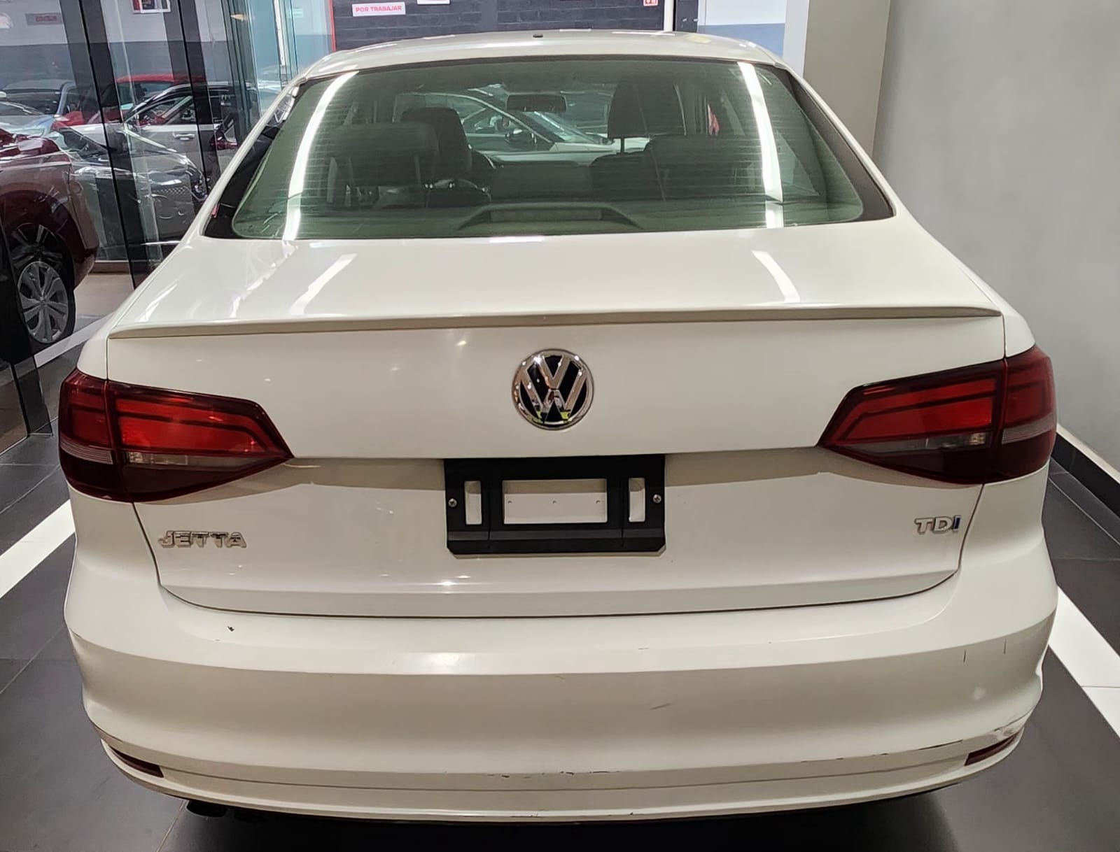 2016 Volkswagen JETTA 4 PTS TDI DSG BL PIEL QC F NIEBLA RA-16
