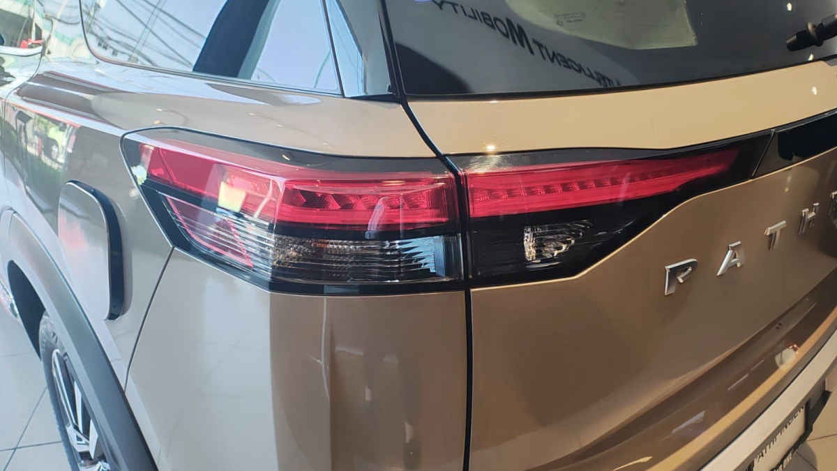 2024 Nissan Pathfinder 5p Platinum V6/3.5 Aut