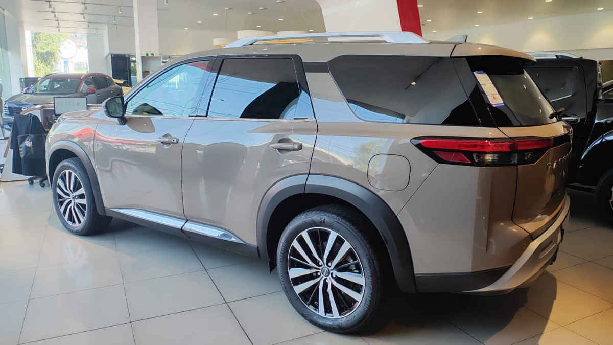 2024 Nissan Pathfinder 5p Platinum V6/3.5 Aut