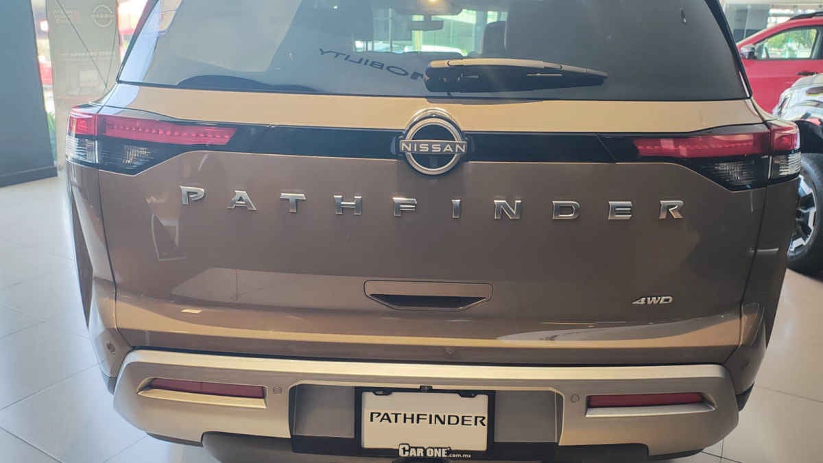 2024 Nissan Pathfinder 5p Platinum V6/3.5 Aut