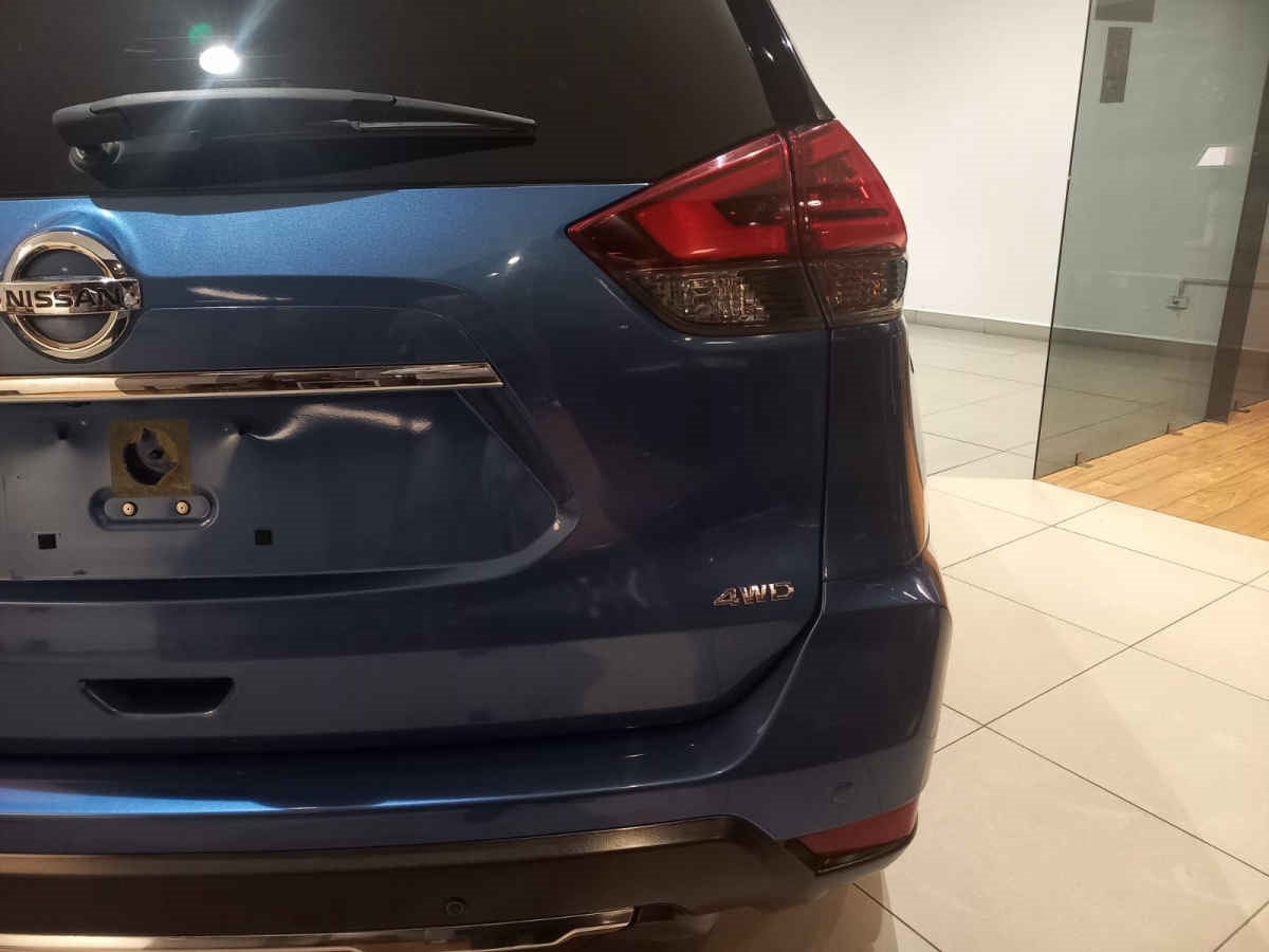 2020 Nissan X-Trail 5p Exclusive 3 L4/2.5 Aut