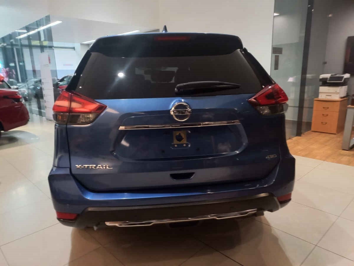 2020 Nissan X-Trail 5p Exclusive 3 L4/2.5 Aut
