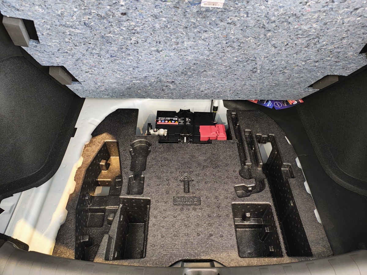 2024 Nissan Kicks 5p Platinum e-Power HEV L3/1.2 Aut