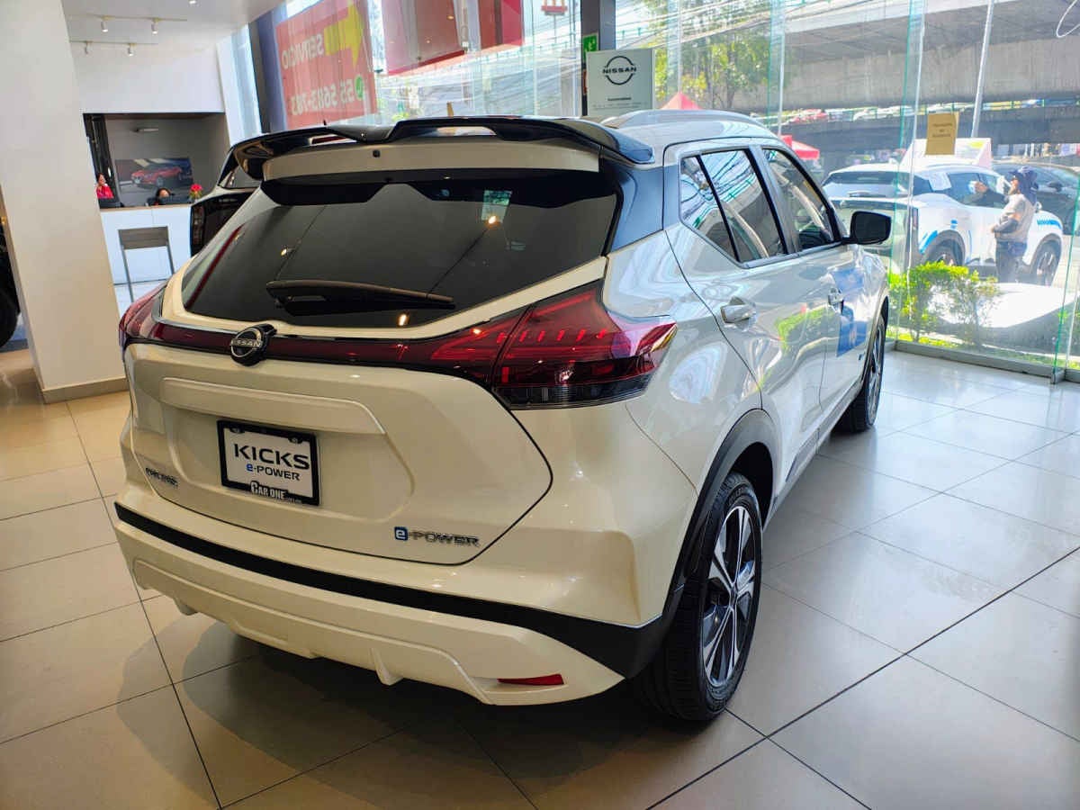 2024 Nissan Kicks 5p Platinum e-Power HEV L3/1.2 Aut