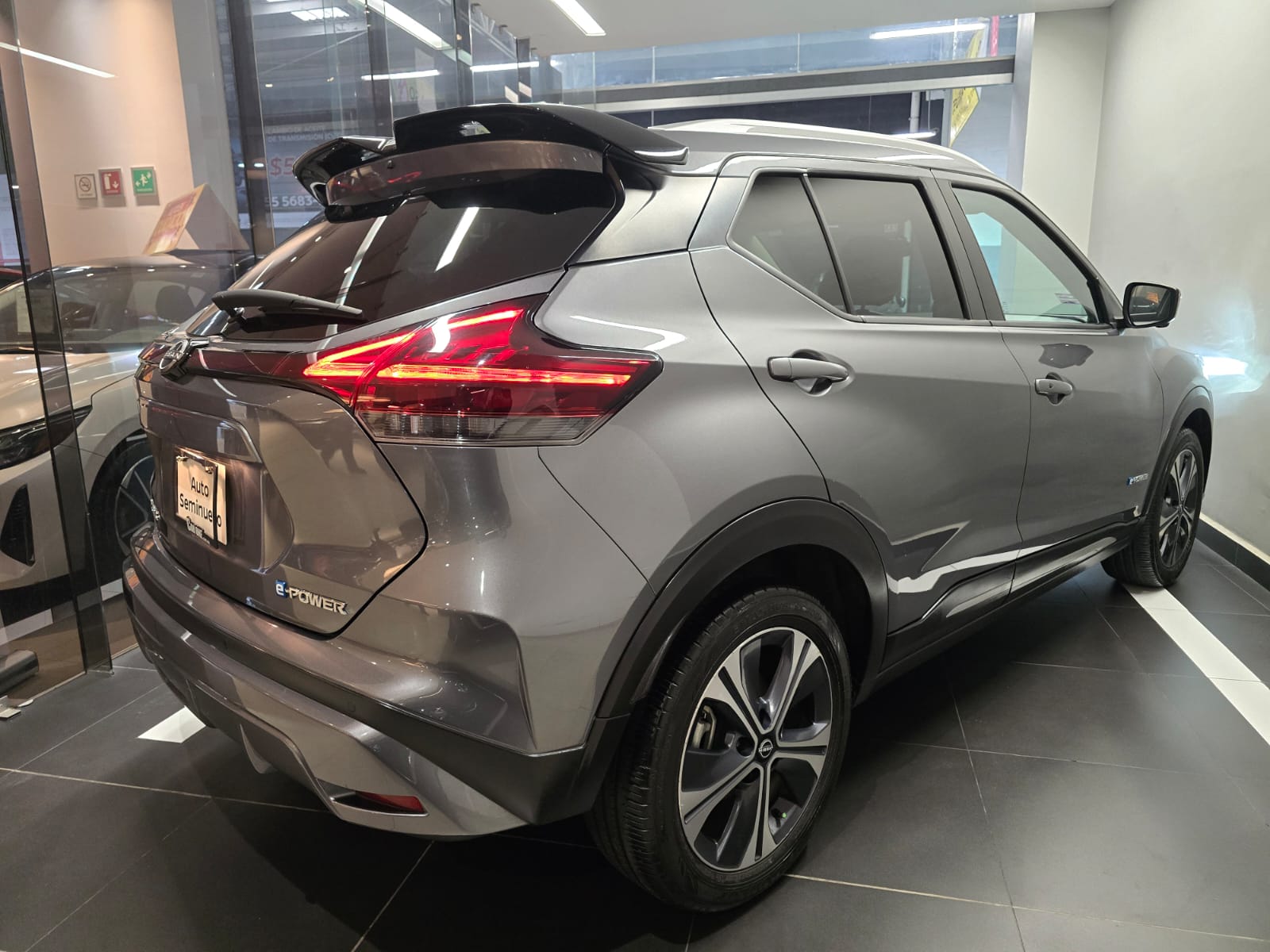 2024 Nissan KICKS 5P EXCLUSIVE E-POWER HEV L31.2 AUT
